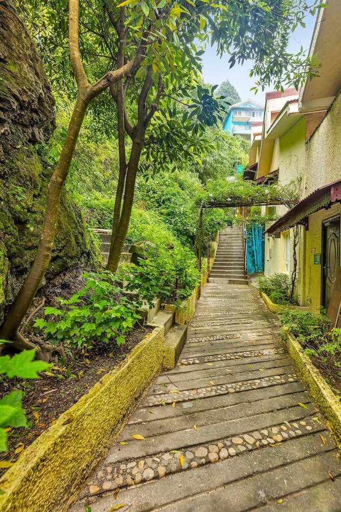 Club Mahindra Mussoorie Hotel Exterior foto